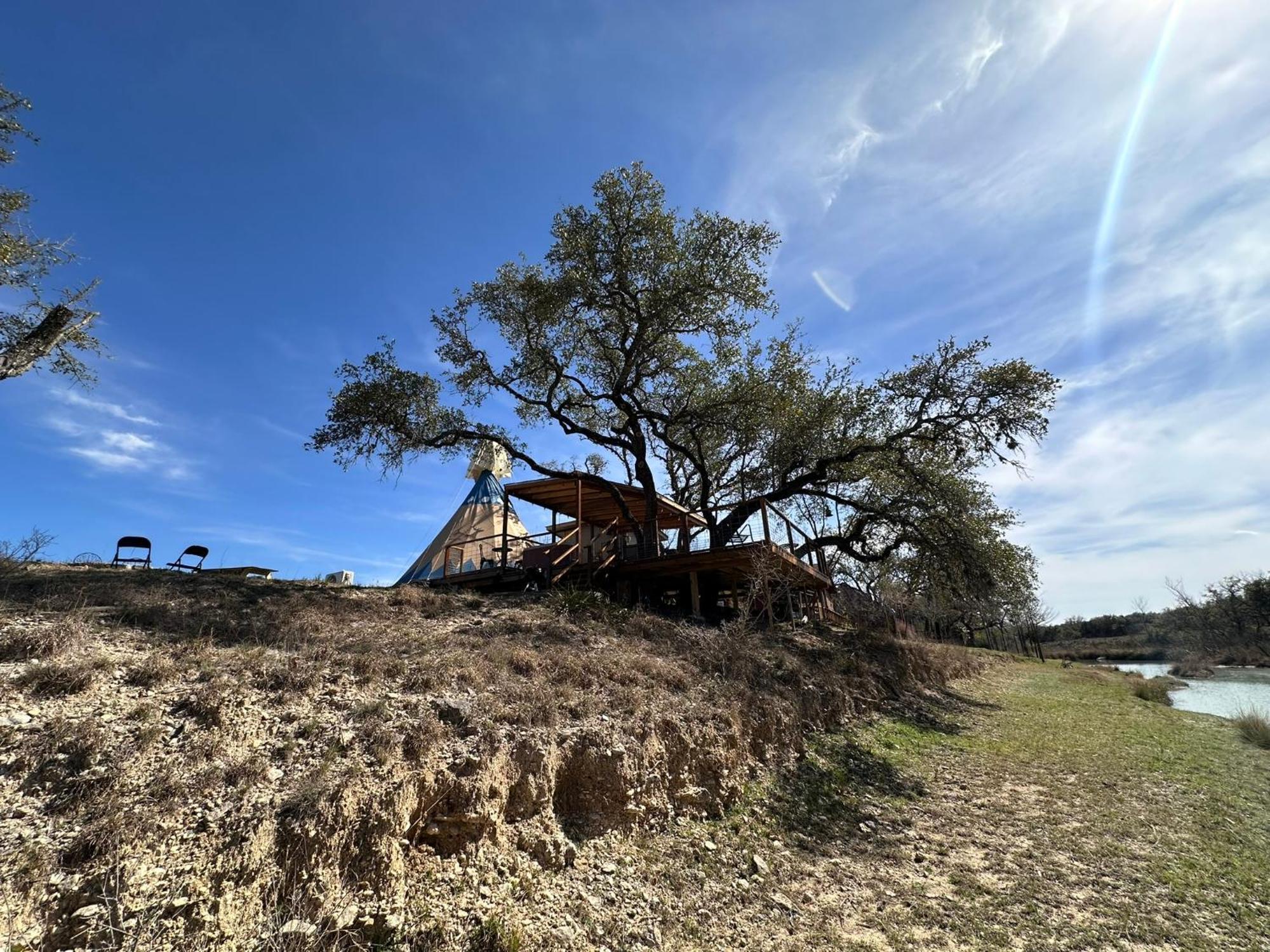 Bandera Stronghold Retreat Luaran gambar