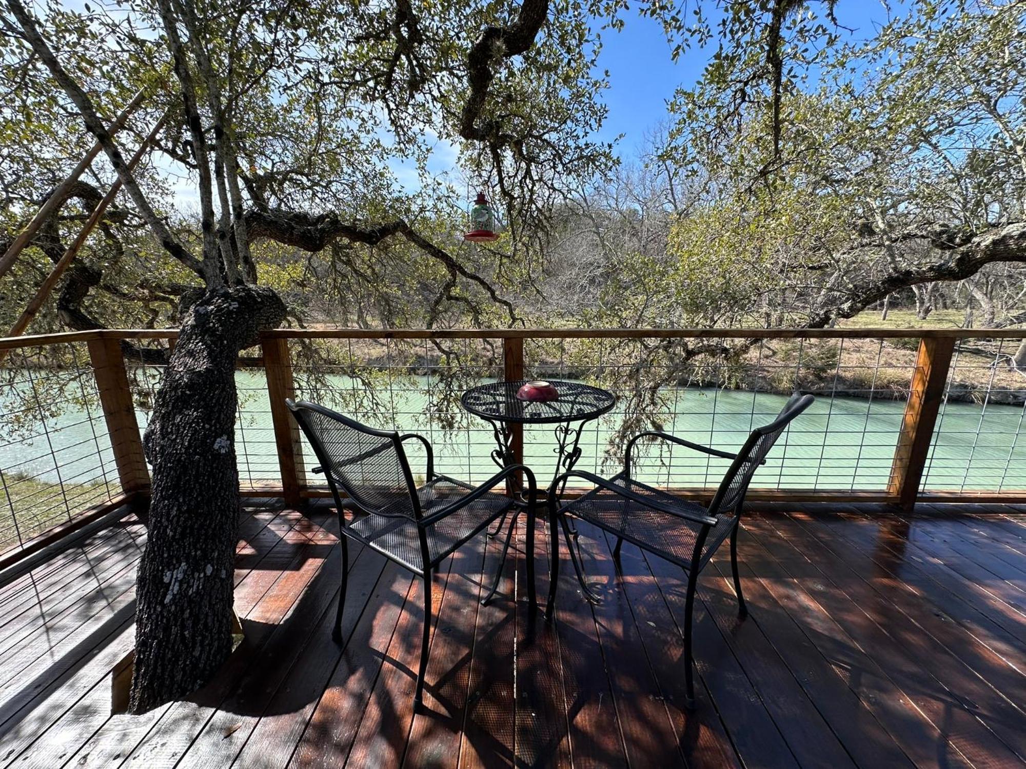 Bandera Stronghold Retreat Luaran gambar